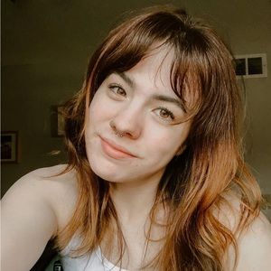 Meet your Posher, Alexandra